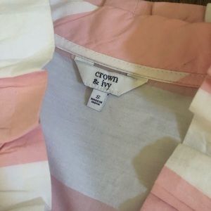 Crown and Ivy striped top size S